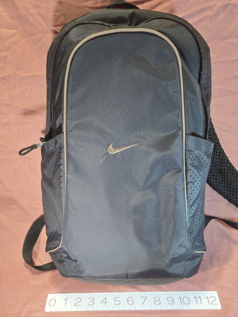 Nike Sportswear Essentials 20L Backpack in Black/Ironstone Colorway